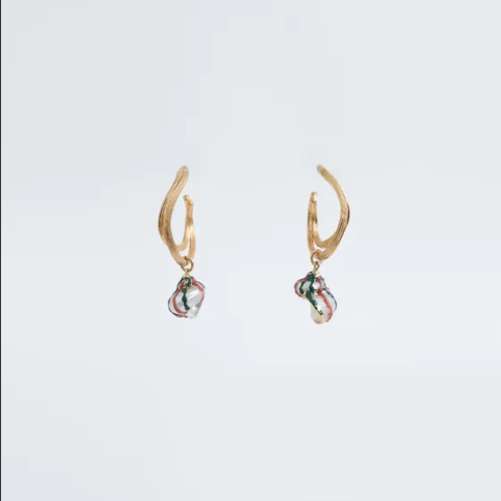 Shell earrings - Picture 2 of 2